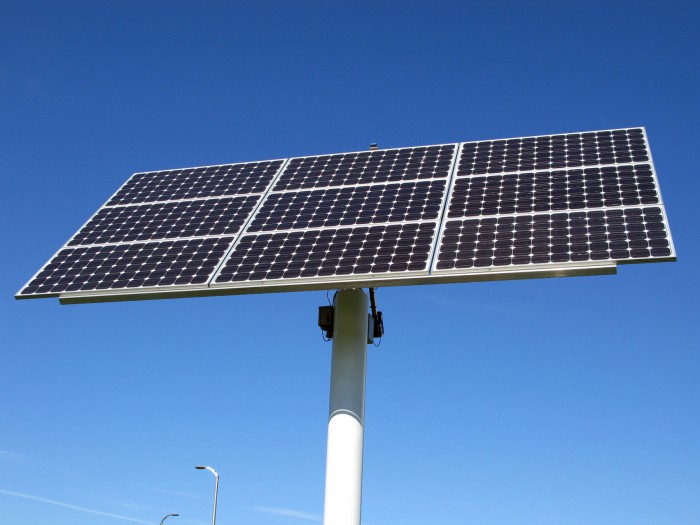 Panneau solaire pour alimenter un jacuzzi