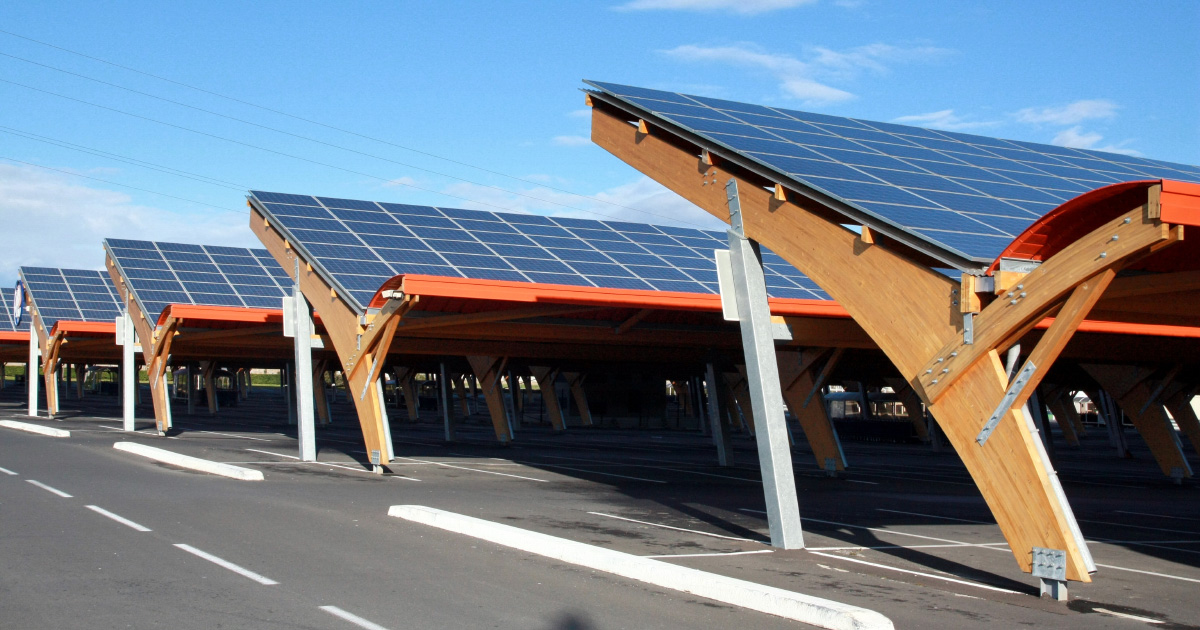 Taxe panneau solaire au sol