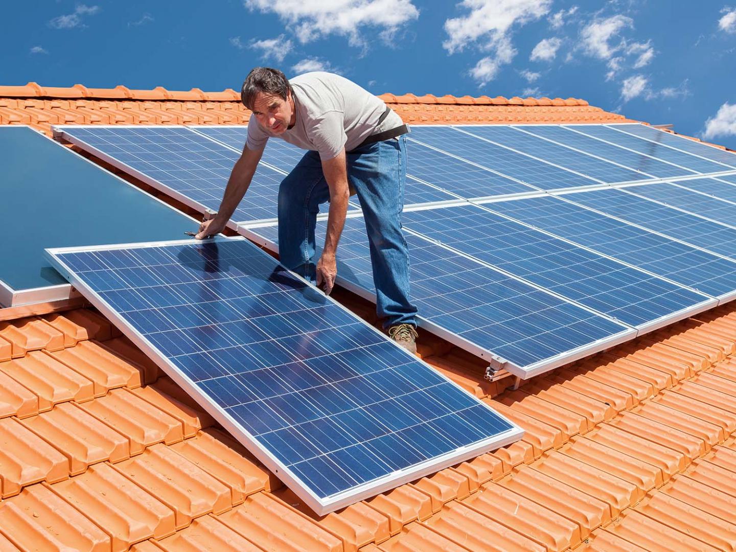 Feu vert pose panneau solaire