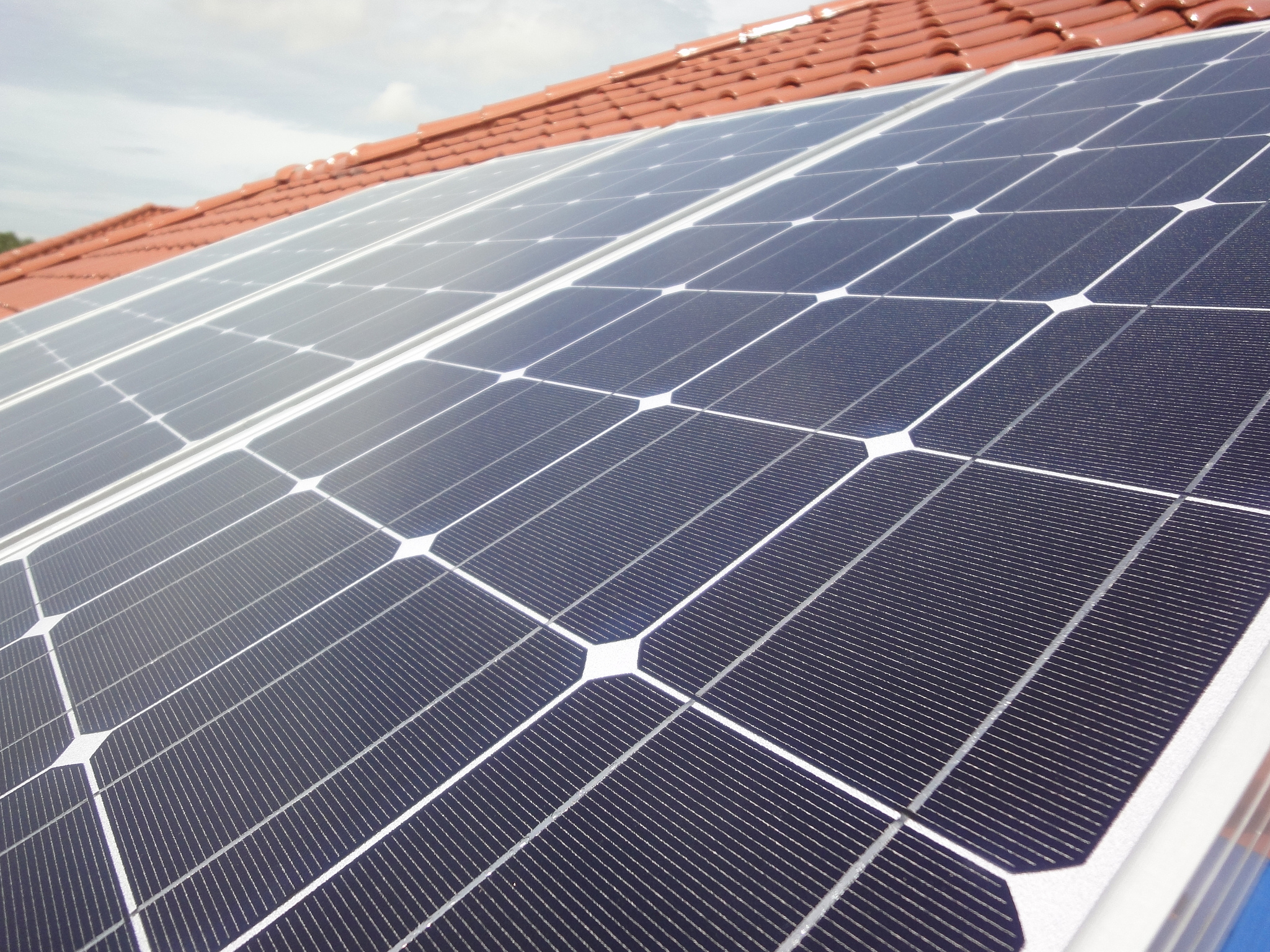 Combien fournit un panneau solaire