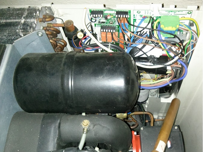 Pompe à chaleur ciat aqualis caleo 60h