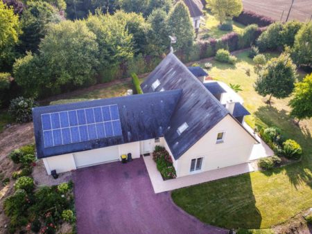 Surface maxi panneau solaire particulier