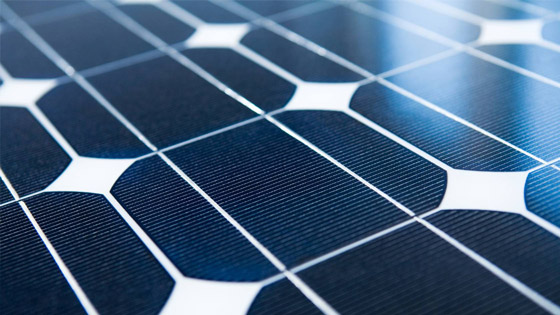 Panneau solaire photovoltaique monocristallin ou polycristallin