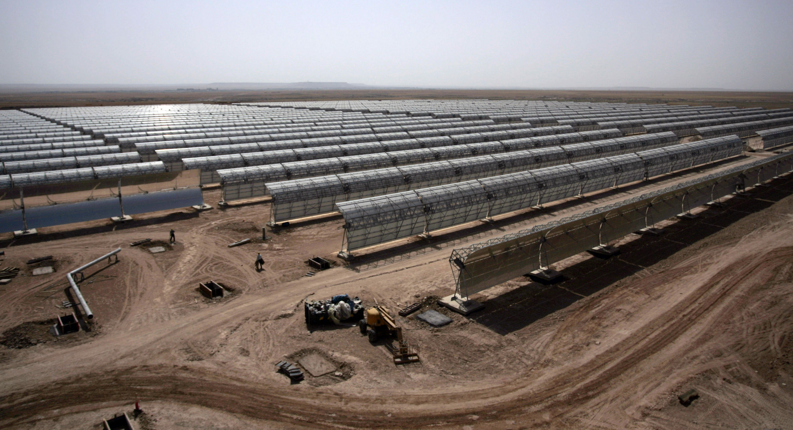 Champ panneau solaire sahara