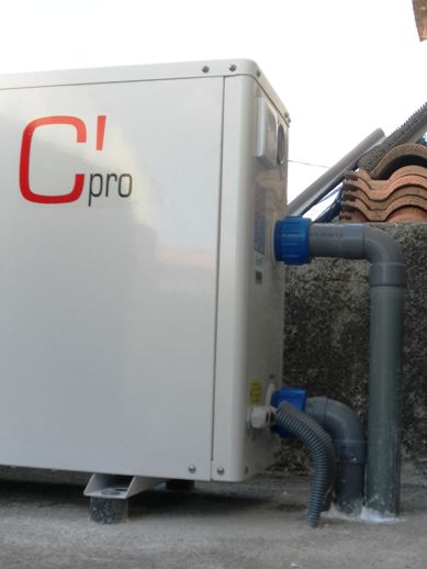 Nettoyage pompe a chaleur piscine