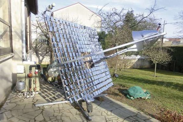 Concentrateur panneau solaire thermique
