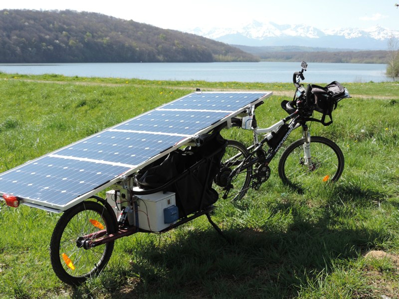 Panneau solaire cyclotourisme