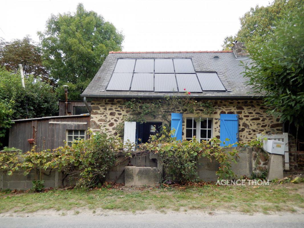 Maison jolie avec panneau solaire