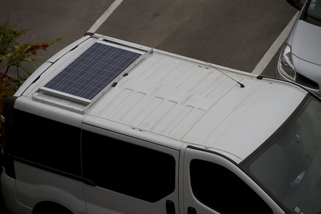 Panneau solaire renault trafic