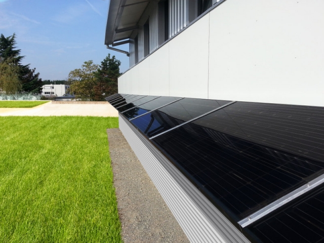 Panneau solaire marquise