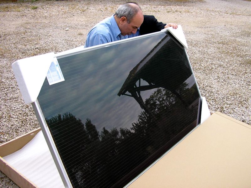 Panneau solaire mince