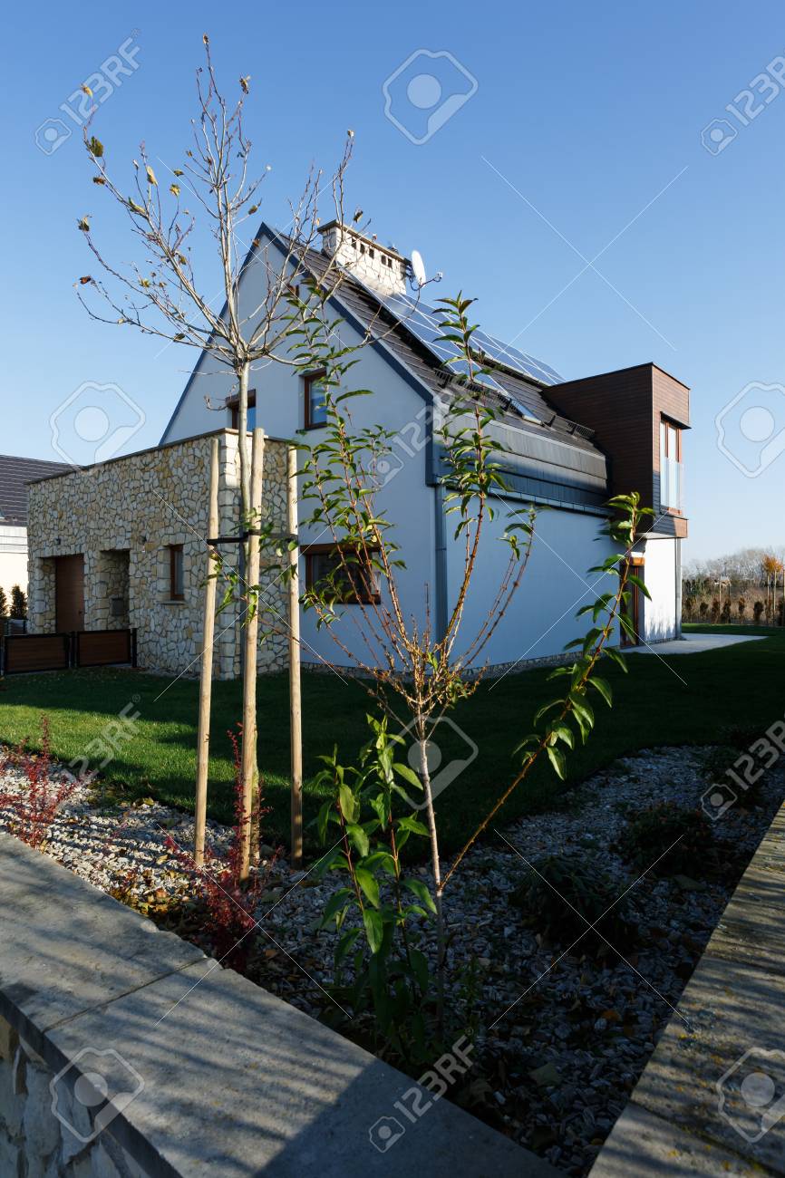 Panneau solaire maison moderne