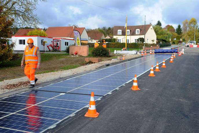 Route en panneau solaire colas