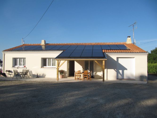 Panneau solaire full black