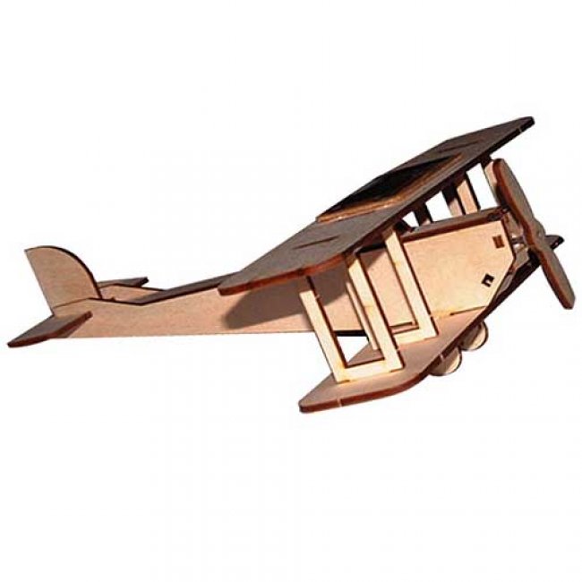 Avion en bois avec panneau solaire