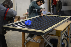 Atelier construction panneau solaire