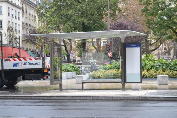 Panneau solaire abribus