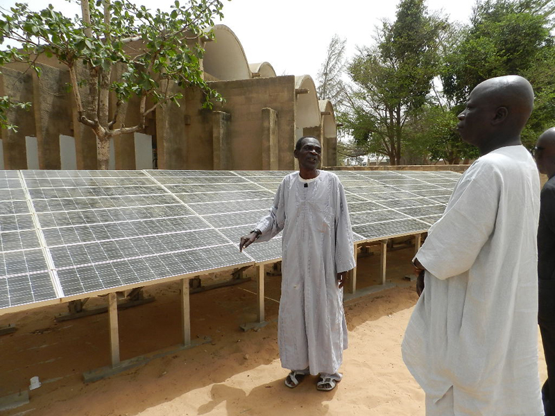 Panneau solaire pour l'afrique