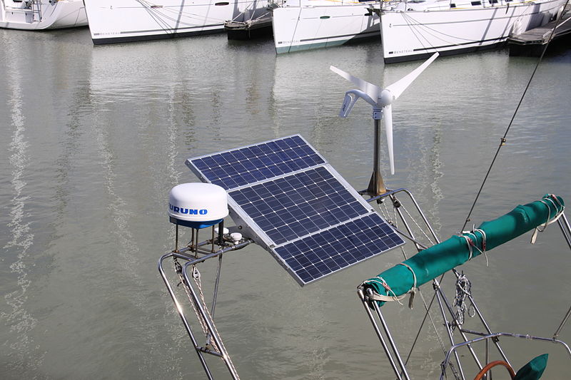 Voilier panneau solaire