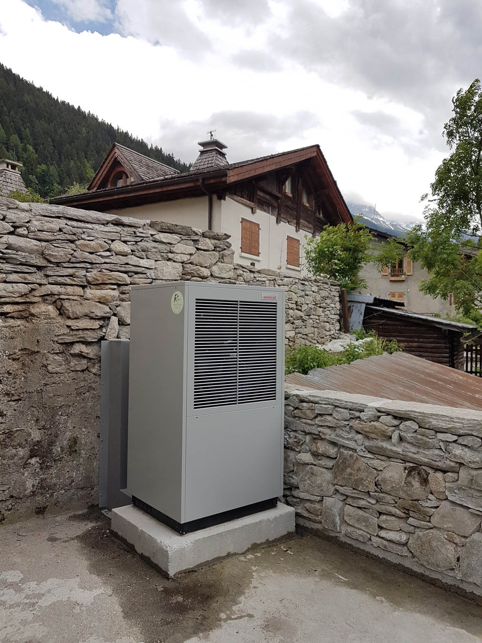 Eau coule sous pompe a chaleur