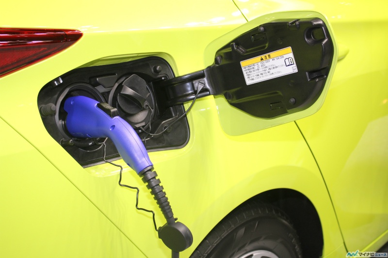 Prius 4 panneau solaire