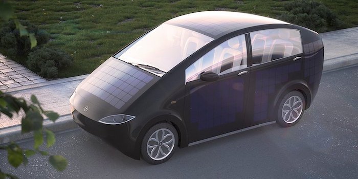 Vehicule panneau solaire
