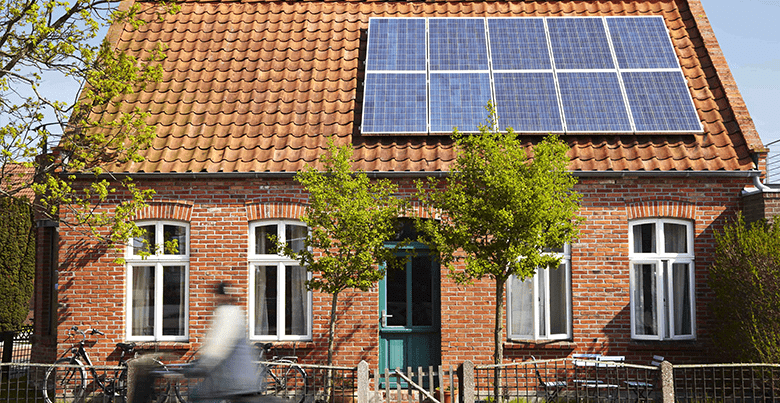Combien de panneau solaire pour une maison de 100m2