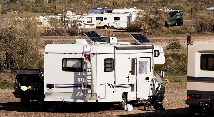 Comment marche un panneau solaire camping car