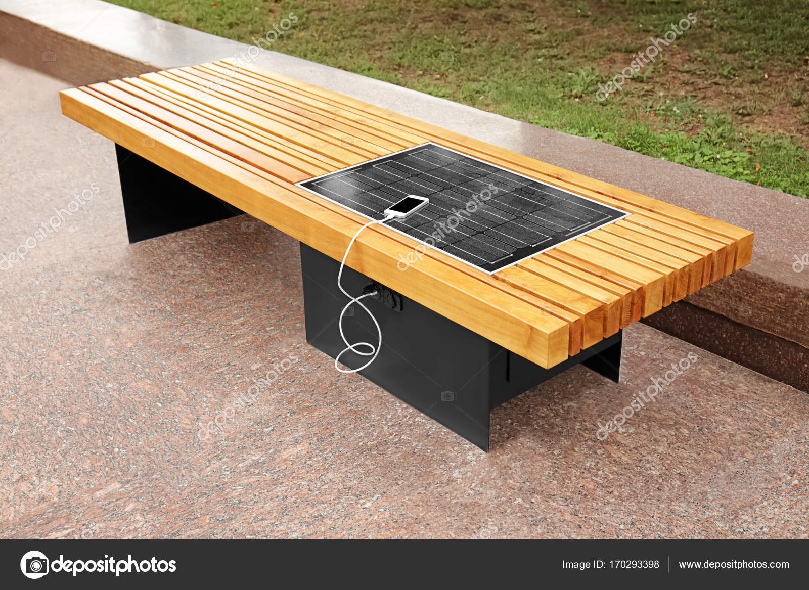 Banc avec panneau solaire