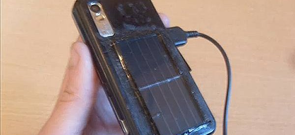 Coque portable panneau solaire