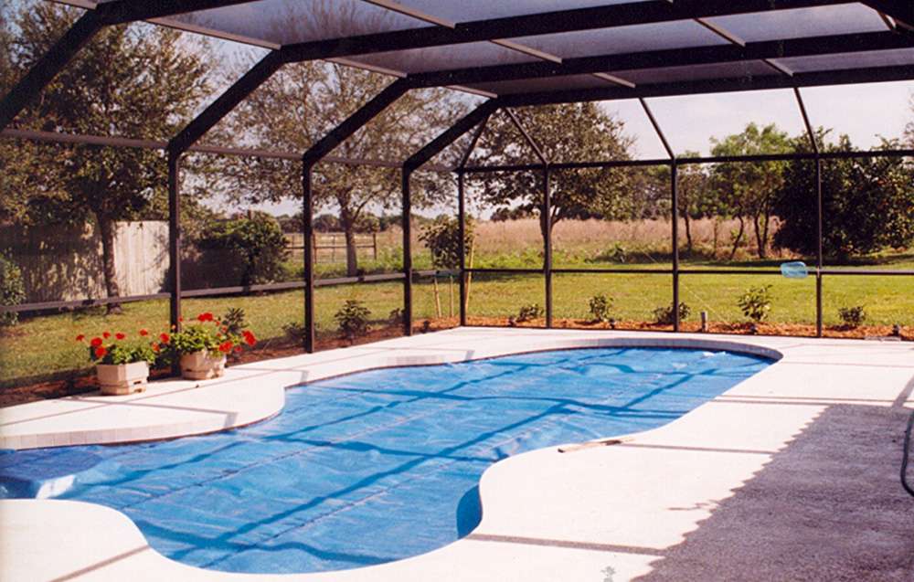 Abri ou pompe a chaleur pour piscine