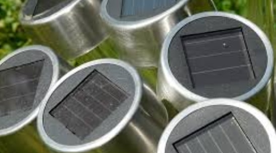 Panneau solaire pour éclairage extérieur