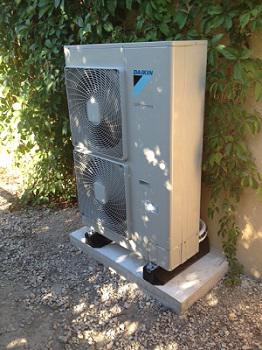 Installation d'une pompe a chaleur daikin