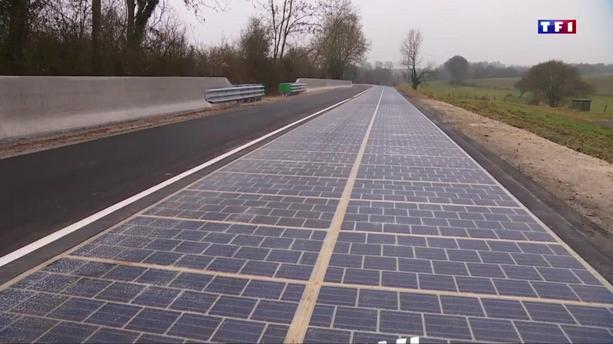Colas route panneau solaire