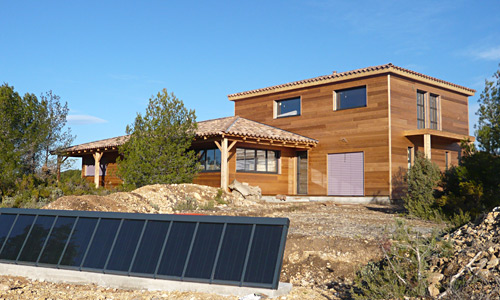 Panneau solaire maison bois
