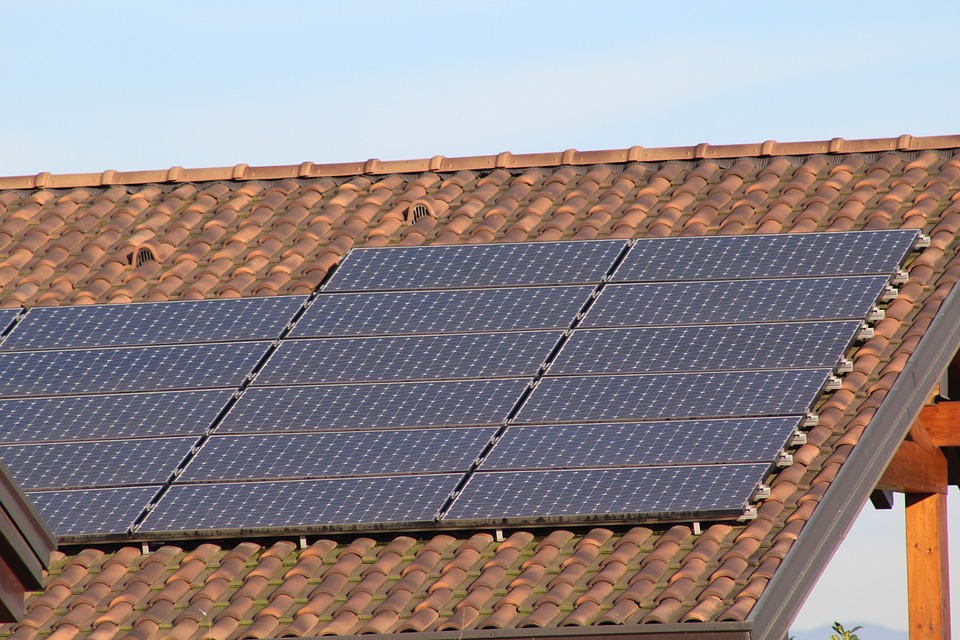 Faire un toit en panneau solaire