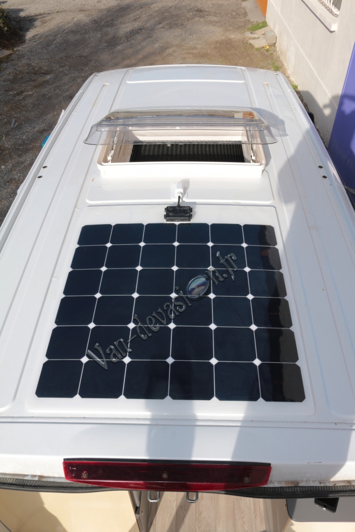 Panneau solaire pour utilitaire