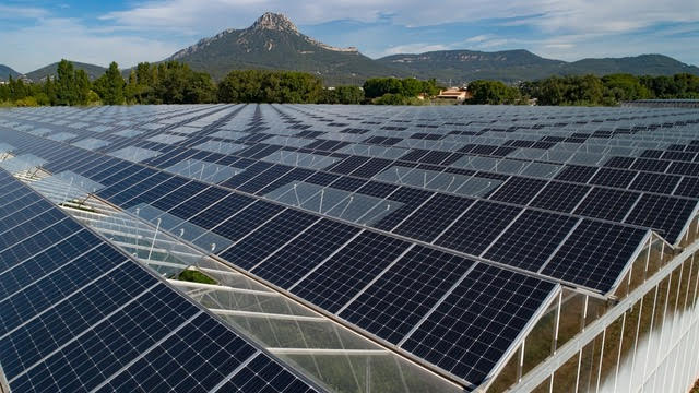 Culture avec panneau solaire