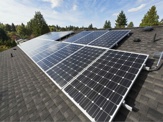 Panneau solaire pour alimenter un spa