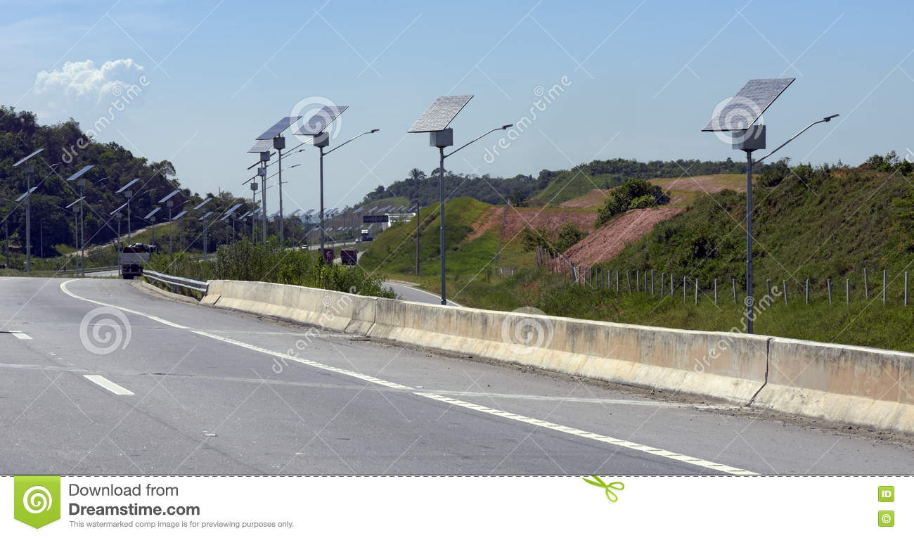 Panneau solaire routier