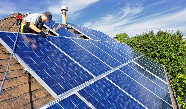 Prise au vent panneau solaire