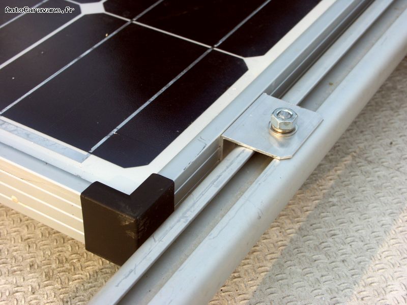 Système de fixation panneau solaire