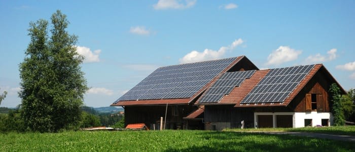 Puissance panneau solaire 1m2