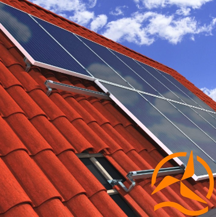 Fixation panneau solaire tuile