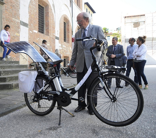 Velo a panneau solaire